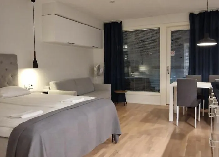 Silent Apartment With Balcony